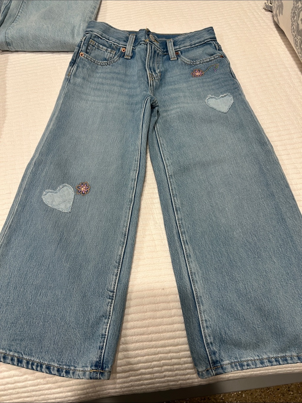 Girls Super Baggy Wide Leg Jeans. Size 6.